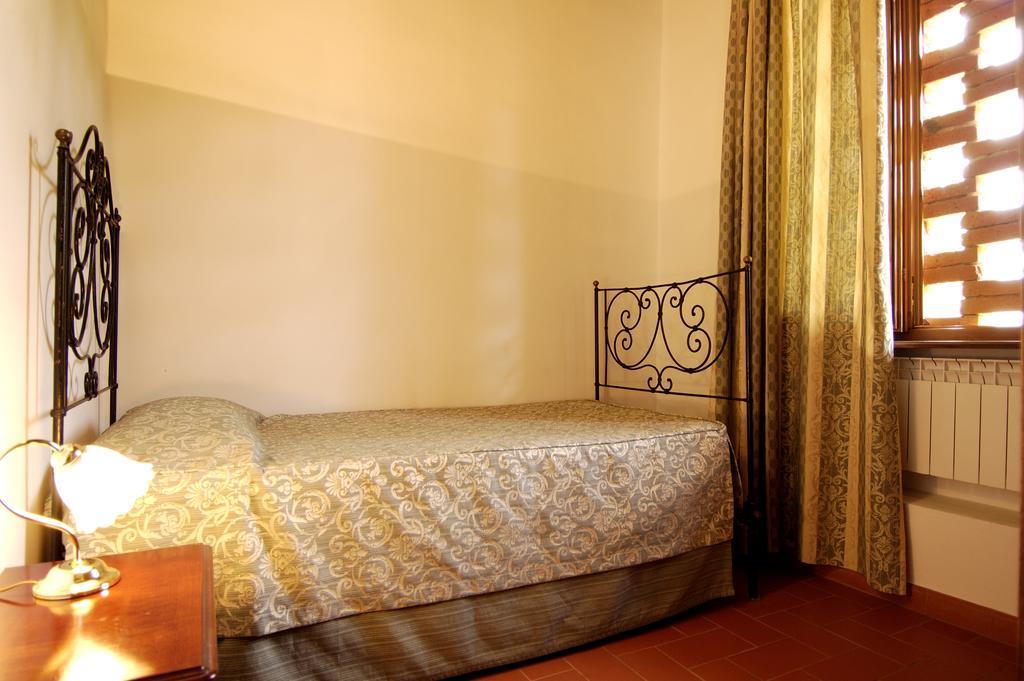 Agriturismo Castello Di Querceto Lucolena in Chianti Zimmer foto